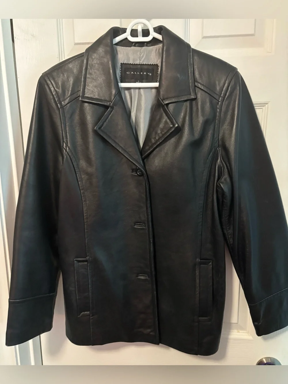 Gallery Black Leather Jacket - L